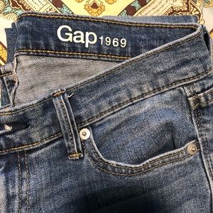 Gap Jeans
